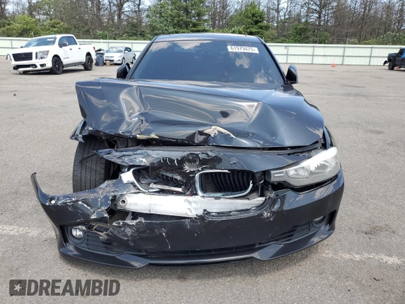 2013 BMW 3 Series 328i xDrive with VIN WBA3B5G56DNS05446, listed as a Copart auction lot 61979475 with 102,674 mi miles and Salvage title. Bid and sale history available at DreamBid. Image 5.