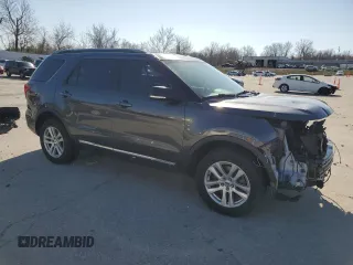 2019 Ford Explorer XLT z VIN 1FM5K8DH7KGA65271, wystawiony jako Copart lot #48999115 z przebiegiem 115 564 mil mil oraz Szkoda całkowita • Salvage title. Historia ofert i sprzedaży dostępna na DreamBid. Obrazek 4.