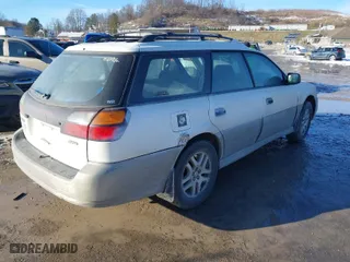 2000 Subaru Legacy Wagon Outback w/RB Equip with VIN 4S3BH6658Y7656067, listed as a IAAI auction lot 41342051 with 285,143 mi miles. Bid and sale history available at carsss.com. Image 4.