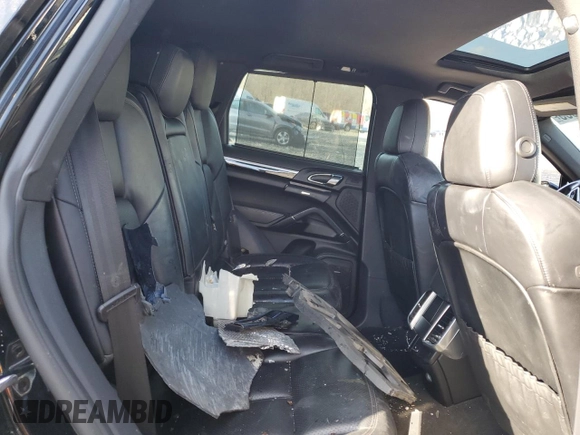 2016 Porsche Cayenne with VIN WP1AA2A21GKA38072, listed as a Copart auction lot 43082985 with 0 mi miles and Salvage Title. Bid and sale history available at carsss.com. Image 11.