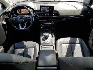2020 Audi Q5 Premium Plus with VIN WA1BNAFY5L2081013, listed as a Copart auction lot 54674205 with 35,253 mi miles and Salvage title. Bid and sale history available at DreamBid. Image 8.