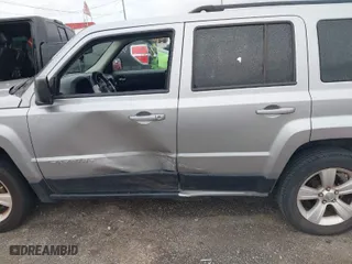 2016 Jeep Patriot High Altitude Edition with VIN 1C4NJRFB7GD742155, listed as a IAAI auction lot 41835149 with 94,934 mi miles. Bid and sale history available at carsss.com. Image 6.