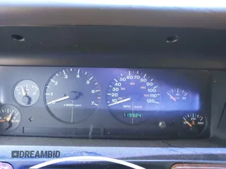 1997 Jeep Grand Cherokee TSi with VIN 1J4FX58S2VC747897, listed as a IAAI auction lot 42033868 with 119,924 mi miles. Bid and sale history available at carsss.com. Image 7.