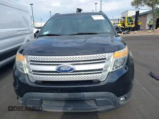 2011 Ford Explorer XLT z VIN 1FMHK7D87BGA07216, wystawiony jako IAAI lot #42754194 z przebiegiem 218 220 mil mil oraz . Historia ofert i sprzedaży dostępna na DreamBid. Obrazek 14.