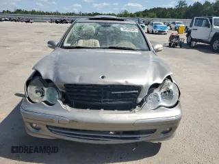 2007 Mercedes-Benz C 350 Sport z VIN WDBRF56H47F886961, wystawiony jako Copart lot #54680545 z przebiegiem 118 218 mil mil oraz Szkoda całkowita • Salvage title. Historia ofert i sprzedaży dostępna na DreamBid. Obrazek 5.