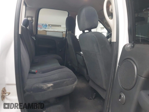 2005 Dodge 1500 SLT with VIN 1D7HA18D75J600860, listed as a IAAI auction lot 41841239 with 159,088 mi miles. Bid and sale history available at carsss.com. Image 8.