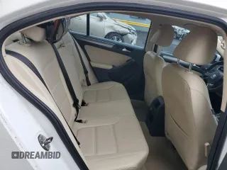2013 Volkswagen Jetta TDI with VIN 3VWLL7AJ8DM352991, listed as a Copart auction lot 68473304 with 102,097 mi miles and Salvage title. Bid and sale history available at DreamBid. Image 11.