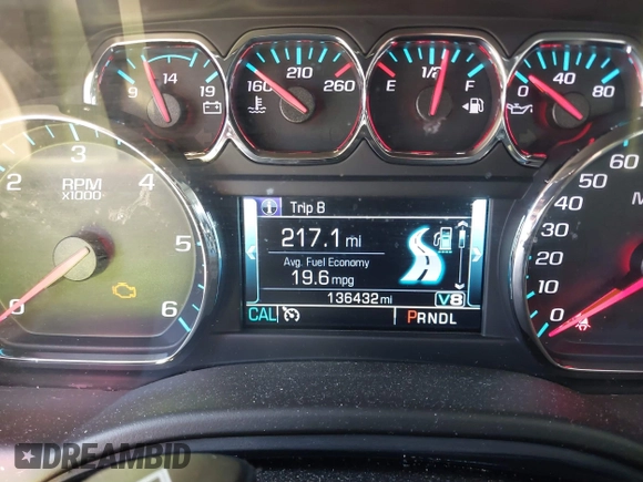 2019 Chevrolet Tahoe LT z VIN 1GNSKBKC1KR200476, wystawiony jako IAAI lot #41897702 z przebiegiem 136 432 mil mil oraz . Historia ofert i sprzedaży dostępna na DreamBid. Obrazek 7.