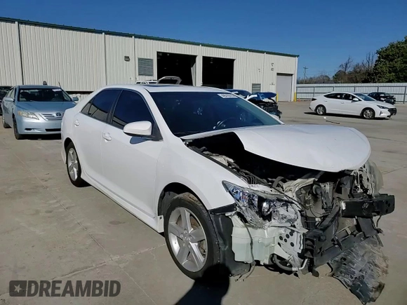 2014 Toyota Camry L with VIN 4T1BF1FK7EU795226, listed as a Copart auction lot 48015775 with 308,852 mi miles and Salvage Title. Bid and sale history available at carsss.com. Image 11.