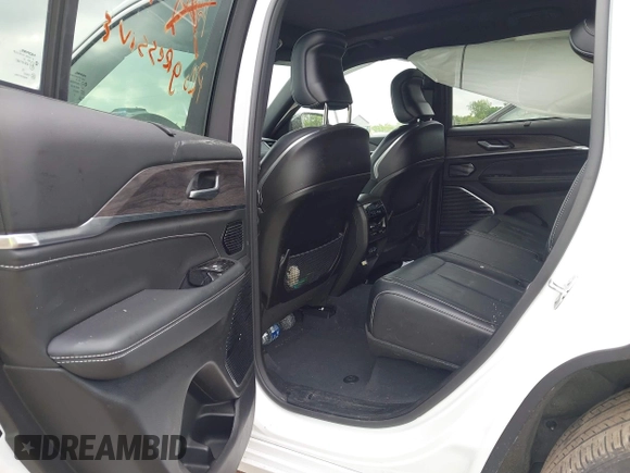 2022 Jeep Grand Cherokee Overland z VIN 1C4RJYD60N8717511, wystawiony jako IAAI lot #42366903 z przebiegiem 43 844 mil mil oraz . Historia ofert i sprzedaży dostępna na DreamBid. Obrazek 8.