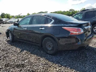 2015 Nissan Altima 2.5 with VIN 1N4AL3AP0FC200673, listed as a Copart auction lot 60158345 with 152,557 mi miles and Salvage title. Bid and sale history available at DreamBid. Image 2.