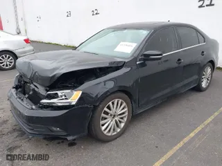 2015 Volkswagen Jetta Sedan 1.8T Sport with VIN 3VWD17AJXFM351760, listed as a IAAI auction lot 41338466 with 178,297 mi miles. Bid and sale history available at carsss.com. Image 2.