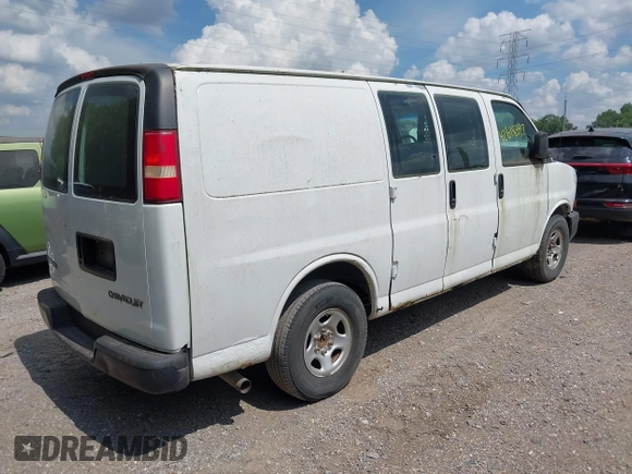 2005 Chevrolet Express Cargo with VIN 1GCFG15X151253802, listed as a IAAI auction lot 42618397 with 212,370 mi miles and . Bid and sale history available at DreamBid. Image 4.