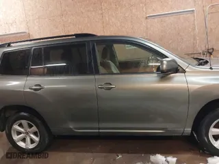 2009 Toyota Highlander with VIN JTEES41A892147842, listed as a IAAI auction lot 41469209 with 381,849 mi miles. Bid and sale history available at carsss.com. Image 13.