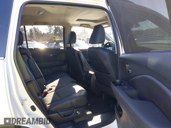 2021 Honda Pilot Special Edition with VIN 5FNYF6H2XMB030592, listed as a IAAI auction lot 41479543 with 16,433 mi miles and . Bid and sale history available at DreamBid. Image 8.