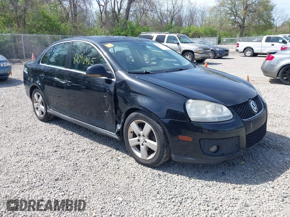 2009 Volkswagen Jetta Sedan SE with VIN 3VWRM71K79M131020, listed as a IAAI auction lot 42096465 with 316,631 mi miles. Bid and sale history available at carsss.com. Image 1.