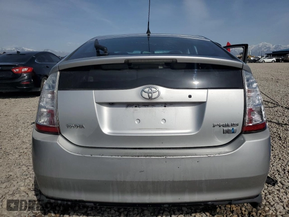 2006 Toyota Prius with VIN JTDKB20U667077389, listed as a Copart auction lot 52586885 with 257,289 mi miles and Salvage Title. Bid and sale history available at DreamBid. Image 6.
