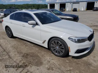 2020 BMW 5 Series 530i with VIN WBAJR3C0XLWW63677, listed as a Copart auction lot 61009385 with 138,654 mi miles and Clean title. Bid and sale history available at DreamBid. Image 4.