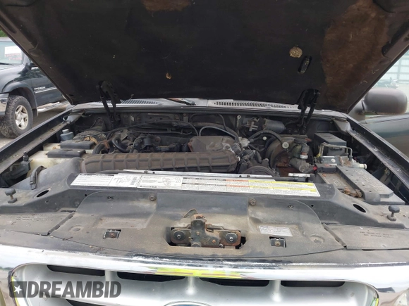 1996 Ford Explorer XL with VIN 1FMDU34X7TZB67613, listed as a IAAI auction lot 42513644 with 169,502 mi miles and . Bid and sale history available at DreamBid. Image 10.