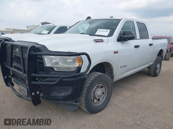 2022 Ram 2500 Tradesman with VIN 3C6UR5CJXNG204016, listed as a IAAI auction lot 42146186 with 105,216 mi miles. Bid and sale history available at carsss.com. Image 17.
