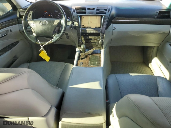 2008 Lexus LS 460 with VIN JTHBL46F285054643, listed as a Copart auction lot 71823434 with 71,714 mi miles and Salvage Title. Bid and sale history available at carsss.com. Image 8.