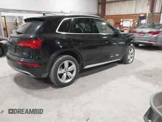 2018 Audi Q5 Premium Plus with VIN WA1BNAFY0J2237648, listed as a IAAI auction lot 41749808 with 103,566 mi miles. Bid and sale history available at carsss.com. Image 4.