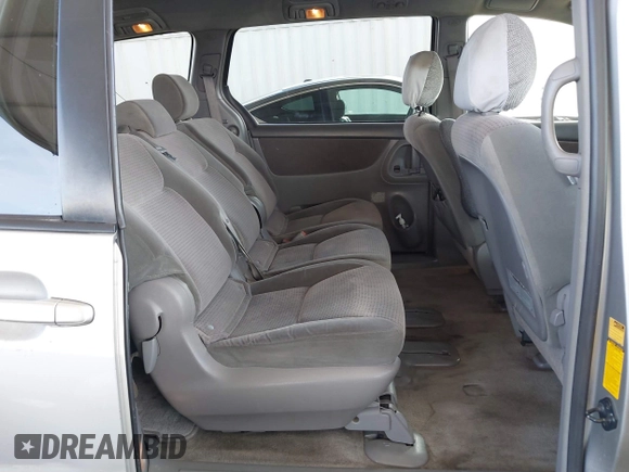 2006 Toyota Sienna CE with VIN 5TDZA23C56S508377, listed as a IAAI auction lot 41686756 with 167,465 mi miles. Bid and sale history available at carsss.com. Image 8.