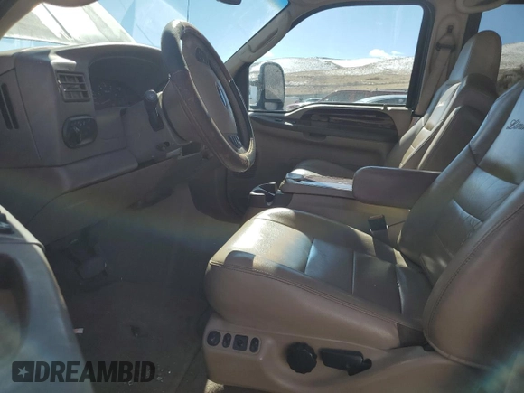 2003 Ford Excursion Limited z VIN 1FMNU43SX3EB56273, wystawiony jako Copart lot #45212465 z przebiegiem Nie podano mil oraz Szkody całkowita. Historia ofert i sprzedaży dostępna na DreamBid. Obrazek 7.