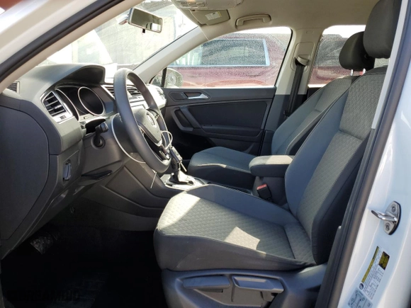 2019 Volkswagen Tiguan S with VIN 3VV1B7AX3KM032588, listed as a Copart auction lot 48238005 with 71,042 mi miles and Non Repairable. Bid and sale history available at carsss.com. Image 7.