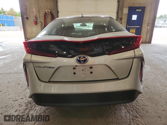 2017 Toyota Prius Plus with VIN JTDKARFP3H3060878, listed as a Copart auction lot 64452005 with 94,367 mi miles and Salvage title. Bid and sale history available at DreamBid. Image 6.