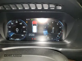 2017 Volvo XC90 Momentum z VIN YV4A22PK5H1125032, wystawiony jako Copart lot #56571475 z przebiegiem 132 549 mil mil oraz Szkoda całkowita • Salvage title. Historia ofert i sprzedaży dostępna na DreamBid. Obrazek 9.