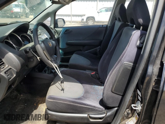 2007 Honda Fit с VIN JHMGD38407S013727, выставлен на аукционе Copart как лот 50846405 с пробегом 198 349 миль миль и Списание • Salvage title. История ставок и продаж доступна на DreamBid. Изображение 7.