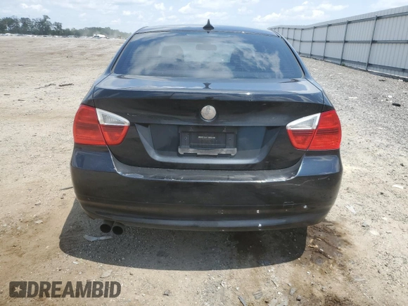 2007 BMW 3 Series 328i z VIN WBAVC53567FZ70196, wystawiony jako Copart lot #63136915 z przebiegiem 118 578 mil mil oraz Czysty tytuł • Clean title. Historia ofert i sprzedaży dostępna na DreamBid. Obrazek 6.