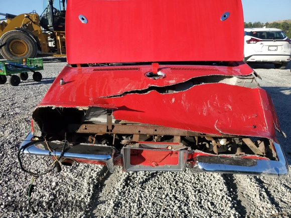 1968 Chevrolet Corvette z VIN 194678S402612, wystawiony jako Copart lot #74560004 z przebiegiem 60 409 mil mil oraz Szkoda całkowita • Salvage title. Historia ofert i sprzedaży dostępna na DreamBid. Obrazek 6.