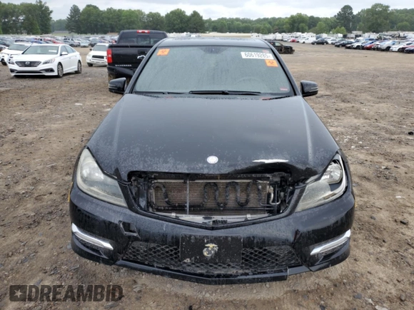 2013 Mercedes-Benz C 300 Sport with VIN WDDGF8AB1DA730680, listed as a Copart auction lot 60619285 with 223,869 mi miles and Salvage title. Bid and sale history available at DreamBid. Image 5.
