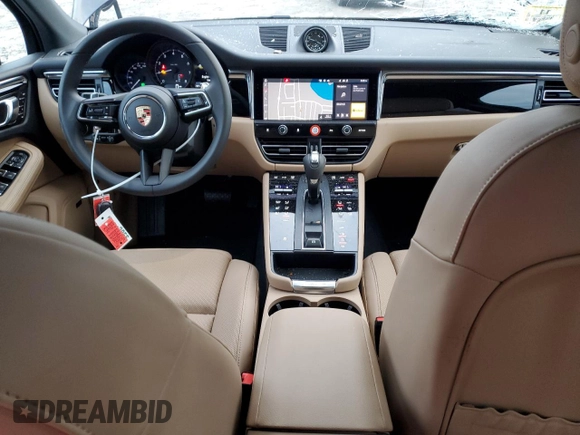 2025 Porsche Macan with VIN WP1AA2A51SLB03550, listed as a Copart auction lot 88043255 with 620 mi miles and Salvage title. Bid and sale history available at DreamBid. Image 8.