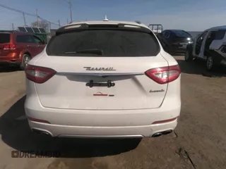 2017 Maserati Levante with VIN ZN661XUS2HX228160, listed as a IAAI auction lot 41830283 with 95,903 mi miles. Bid and sale history available at carsss.com. Image 16.