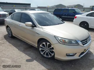 2014 Honda Accord Sedan Sport with VIN 1HGCR2F5XEA172847, listed as a IAAI auction lot 41950716 with 176,472 mi miles. Bid and sale history available at carsss.com. Image 1.