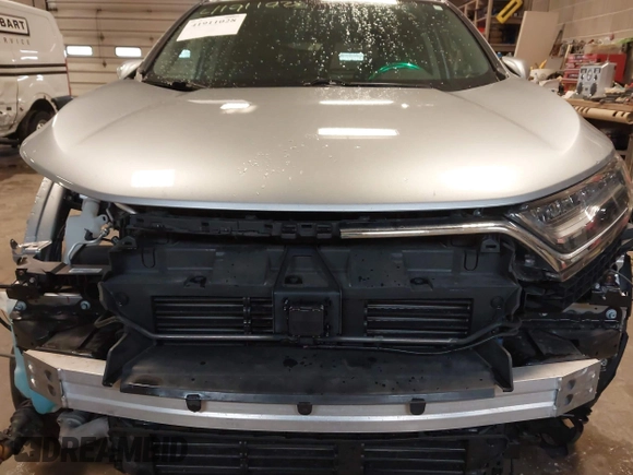 2017 Honda CR-V Touring with VIN 5J6RW2H95HL042012, listed as a IAAI auction lot 41911028 with 93,575 mi miles. Bid and sale history available at carsss.com. Image 6.