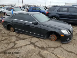 2010 Mercedes-Benz E 350 Luxury with VIN WDDHF8HB3AA102481, listed as a Copart auction lot 49585625 with 132,037 mi miles and Clean title. Bid and sale history available at DreamBid. Image 4.