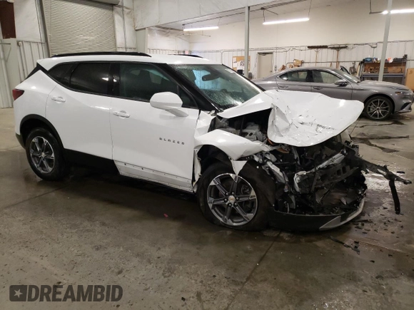 2024 Chevrolet Blazer LT with VIN 3GNKBHR40RS173554, listed as a Copart auction lot 88781585 with 34,117 mi miles and Salvage title. Bid and sale history available at DreamBid. Image 4.