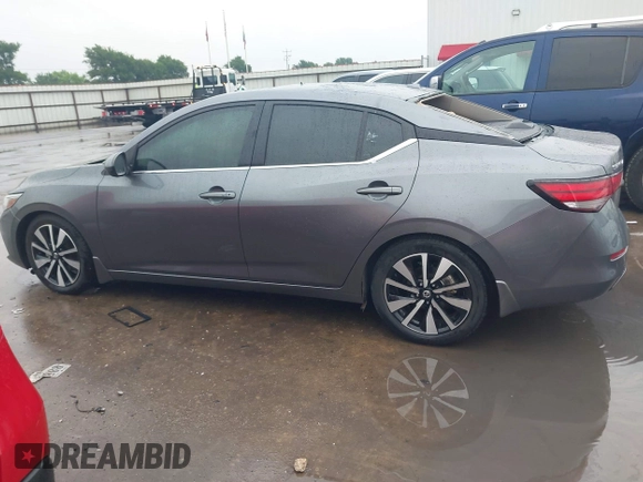 2022 Nissan Sentra SV z VIN 3N1AB8CV9NY259218, wystawiony jako IAAI lot #42184287 z przebiegiem 42 832 mil mil oraz . Historia ofert i sprzedaży dostępna na DreamBid. Obrazek 14.