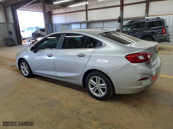 2018 Chevrolet Cruze LT with VIN 1G1BE5SM9J7179406, listed as a Copart auction lot 48997385 with 43,333 mi miles and Salvage Title. Bid and sale history available at carsss.com. Image 2.