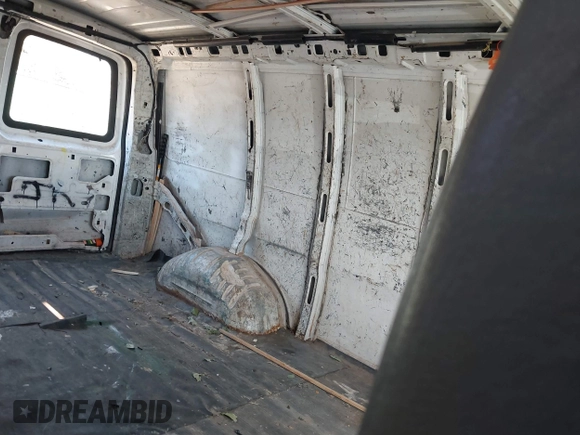 2007 Chevrolet Express Cargo with VIN 1GCFG15X371137620, listed as a IAAI auction lot 41638820 with 304,011 mi miles and . Bid and sale history available at DreamBid. Image 8.