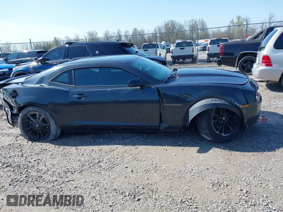 2013 Chevrolet Camaro LS с VIN 2G1FA1E35D9156989, выставлен на аукционе IAAI как лот 41999082 с пробегом 168 616 миль миль и . История ставок и продаж доступна на DreamBid. Изображение 13.