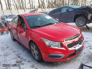 2015 Chevrolet Cruze LT with VIN 1G1PE5SB3F7199694, listed as a IAAI auction lot 41621606 with 121,368 mi miles. Bid and sale history available at carsss.com. Image 1.