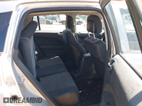 2012 Dodge Caliber SXT z VIN 1C3CDWDA4CD535843, wystawiony jako IAAI lot #42306769 z przebiegiem 188 240 mil mil oraz . Historia ofert i sprzedaży dostępna na DreamBid. Obrazek 8.