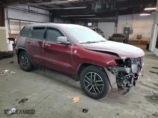 2019 Jeep Grand Cherokee Trailhawk with VIN 1C4RJFLG0KC781894, listed as a Copart auction lot 44810955 with 83,938 mi miles and Salvage Title. Bid and sale history available at carsss.com. Image 4.