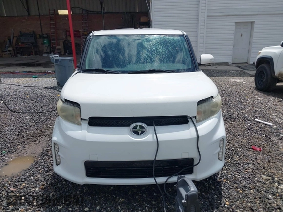 2014 Scion xB z VIN JTLZE4FE8EJ054316, wystawiony jako IAAI lot #42108489 z przebiegiem 154 409 mil mil oraz . Historia ofert i sprzedaży dostępna na DreamBid. Obrazek 12.