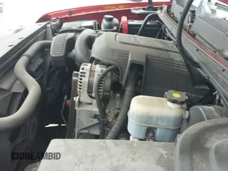 2009 Chevrolet Silverado 1500 LT z VIN 2GCEK233091140200, wystawiony jako IAAI lot #43030528 z przebiegiem 151 068 mil mil oraz . Historia ofert i sprzedaży dostępna na DreamBid. Obrazek 19.